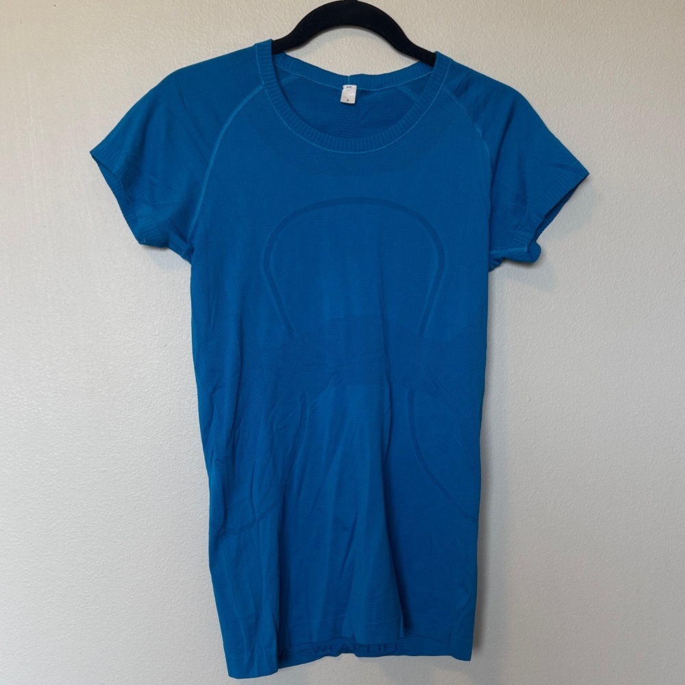 Lululemon Blue Athletic Short Sleeve Tee